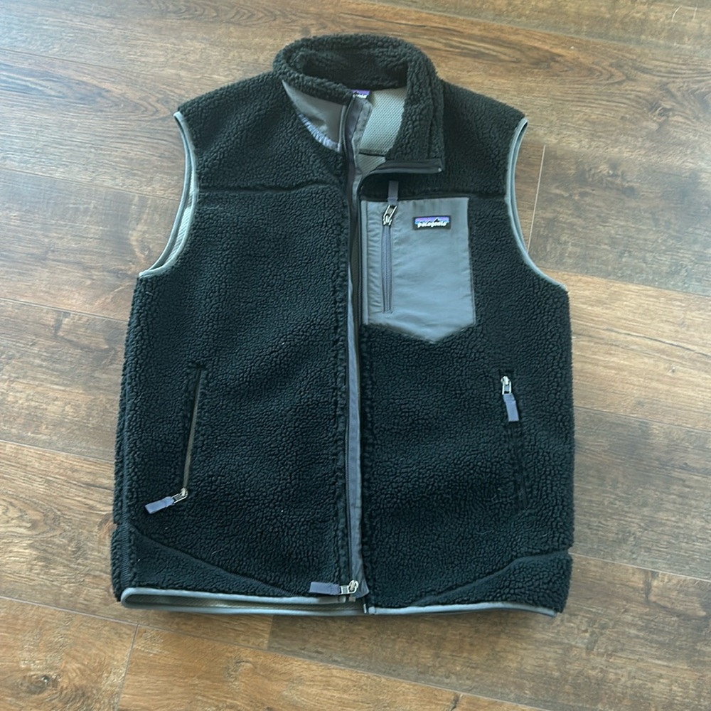 Men’s Patagonia vest
